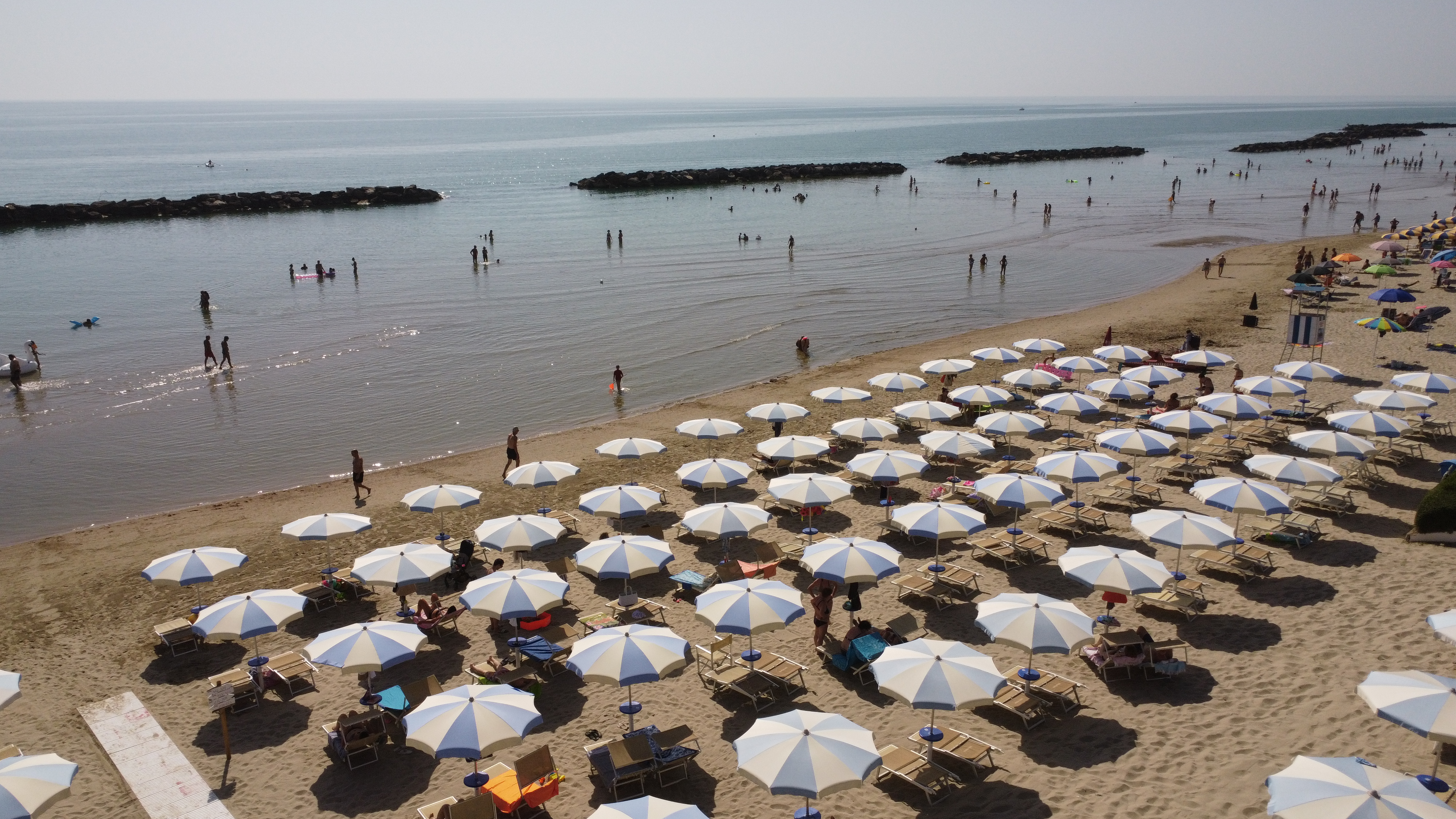 Residence I Delfini: Offer May 30st - June 6th, two-room apartment 2/4 places, only €280